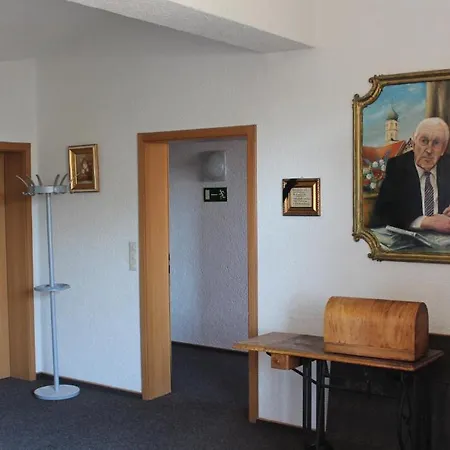 Zur Kanne Penzion 3*